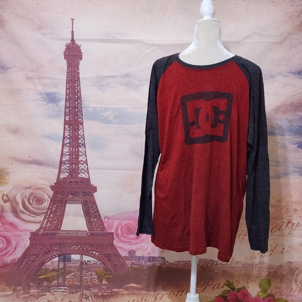 ⭐️ DC long sleeve tee
